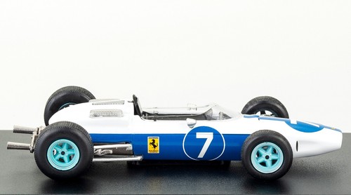 Ferrari 158 F1 John Surtees 1964 Scala 1:43 Modellino Formula1 livrea bianca Blu - Foto 8 di 13