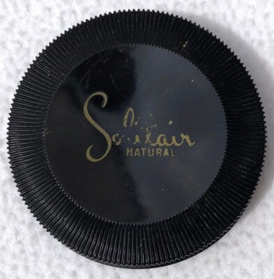 Vintage 1950s Solitair Natural Moisture Miracle Make-Up