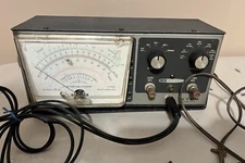 Heathkit VTVM Vacuum Volt Tube Meter IM-13 Untested Powers On