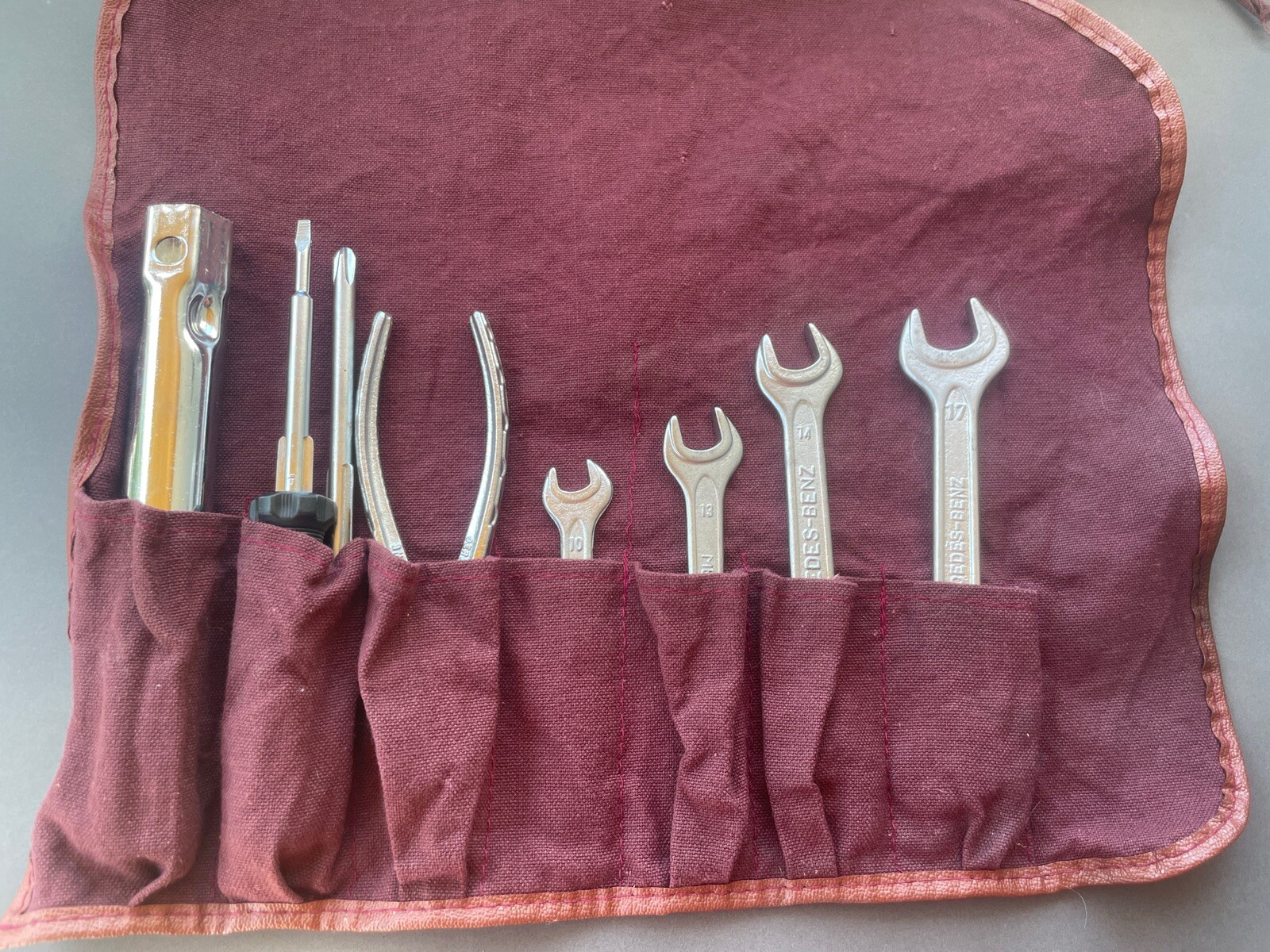 MERCEDES BENZ FACTORY TOOL KIT ALL FACTORY ORIGINAL MERCEDES BENZ TOOL