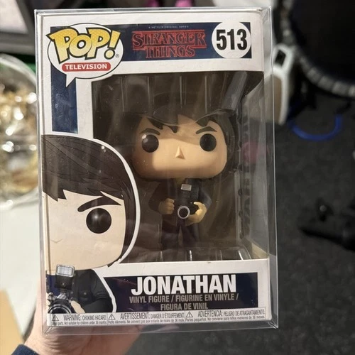 Funko Pop! Vinyl: Stranger Things - Jonathan Byers (w/ Camera) #513