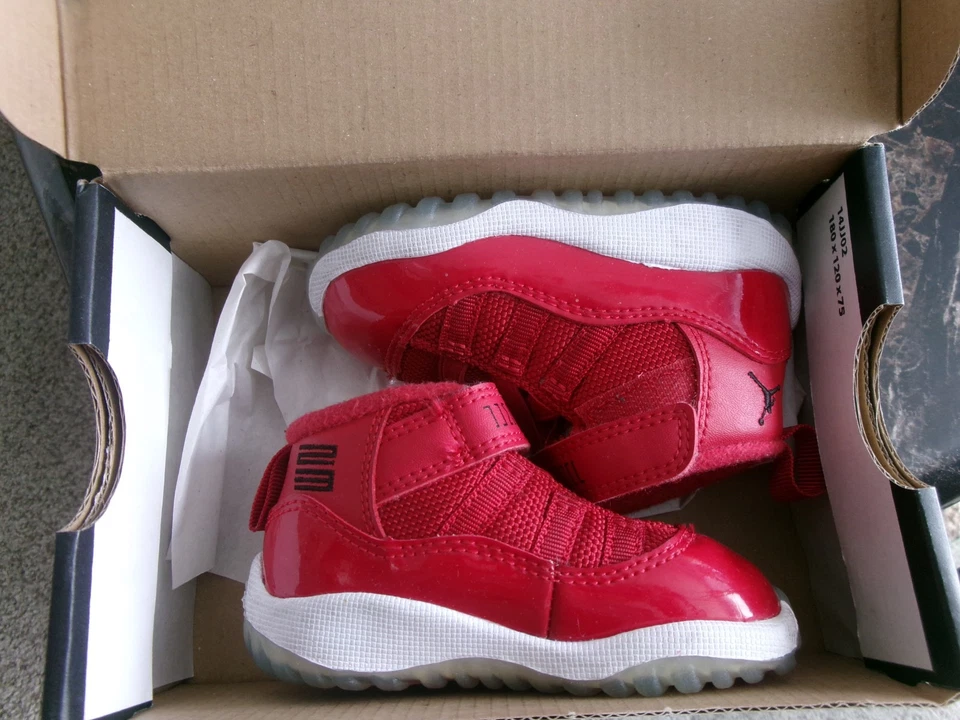 Tênis Nike Jordon 4c infantil ** Vermelho #1096 - Imagem 3 de 4