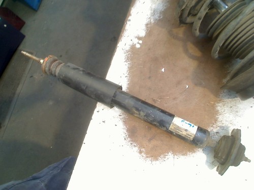 STOßDÄMPFERSET HINTEN BMW 3 serie Touring (E91) 2010 6772927