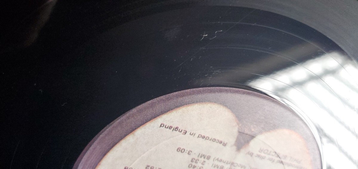 THE BEATLES LET IT BE RED APPLE #AR 34001 First Press Phil THE BEATLES LET IT BE RED APPLE #AR 34001 First Press Phil