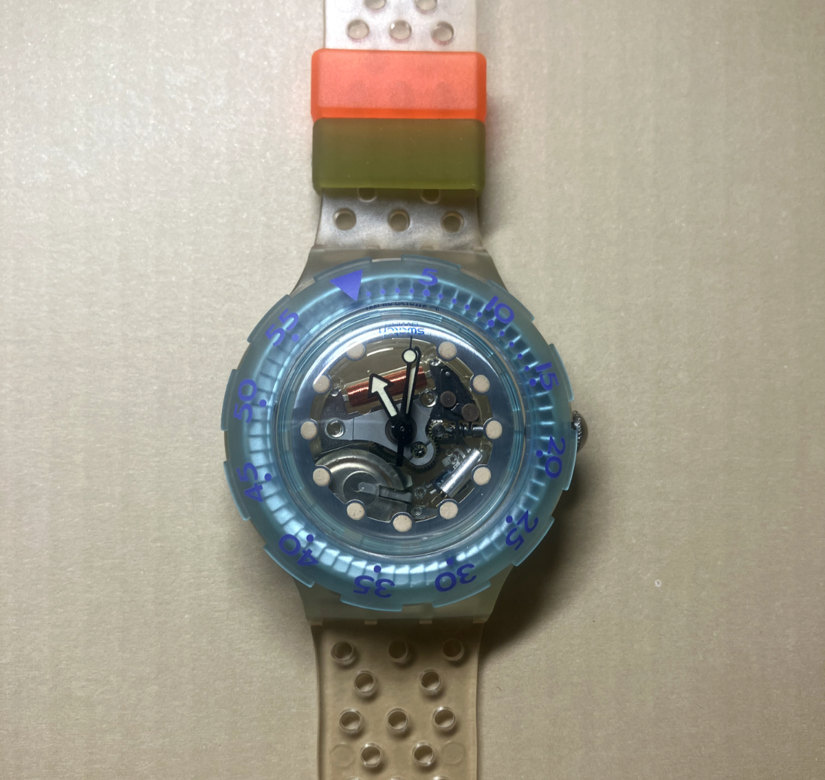 Swatch Scuba Diving 200 Watch JELLY BUBBLE SDK104 w Case