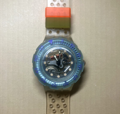 Swatch Jelly Bubbles SDK104 1992 Scuba 200 Collection RARE Upside Down Movement