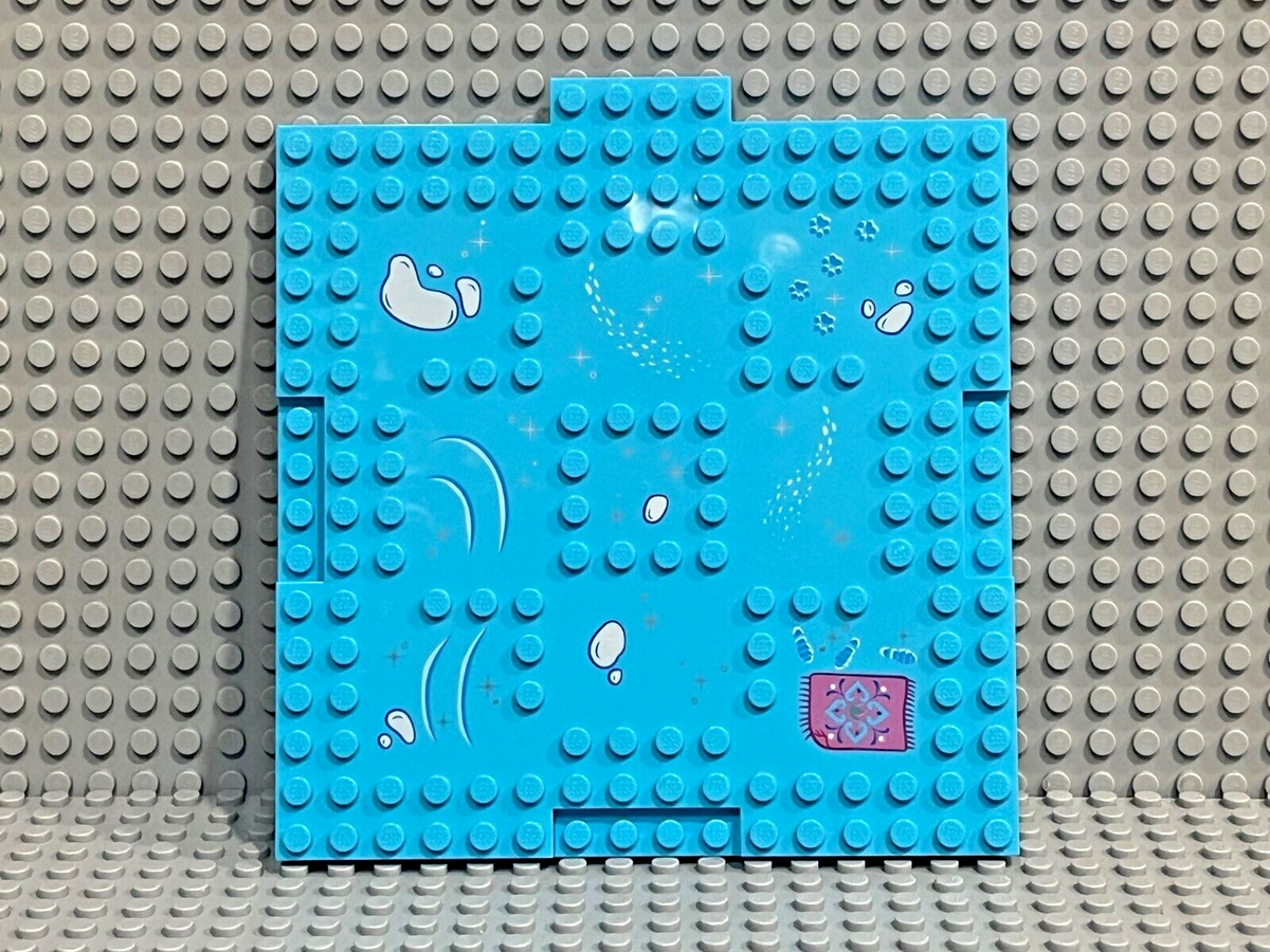 ぱなま LEGO Plate 16 x 16 x 2/3 with 1 x 4 Indentations and 1 x 4 Plate