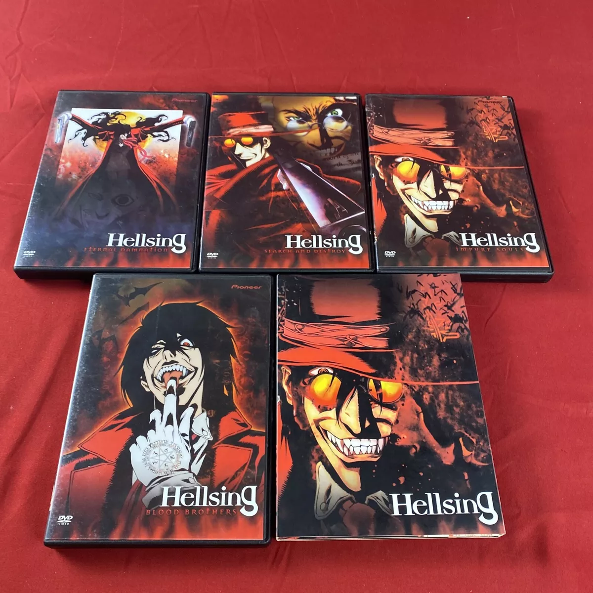 Manga Hellsing Volumes: 1, 2