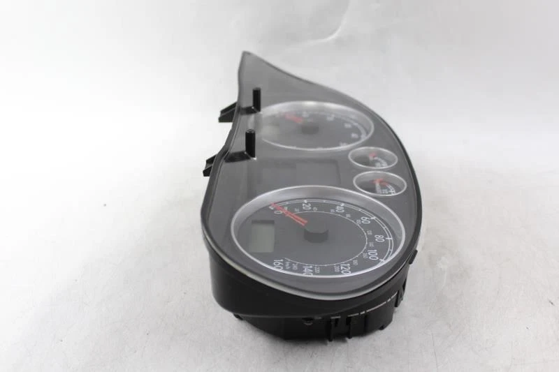 Speedometer Cluster 97K Miels 160 MPH Fits 2001-2002 VOLKSWAGEN PASSAT OEM 28093 - Image 4 of 4