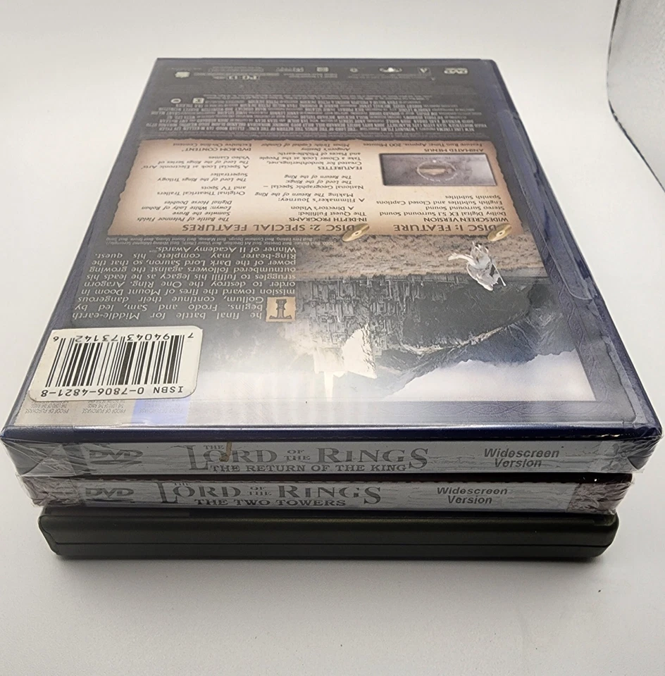 Lord of the Rings DVD Trilogy Movies Lot Wide Screen And Special Features Discs - Image 3 of 3