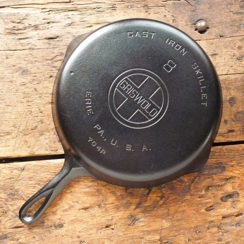 Vintage GRISWOLD Cast Iron SKILLET Frying Pan # 8 LARGE BLOCK LOGO - Ironspoon