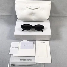 Maison Margiela Gentle Monster MM209 Cat Eye Sunglasses Black,From Japan new