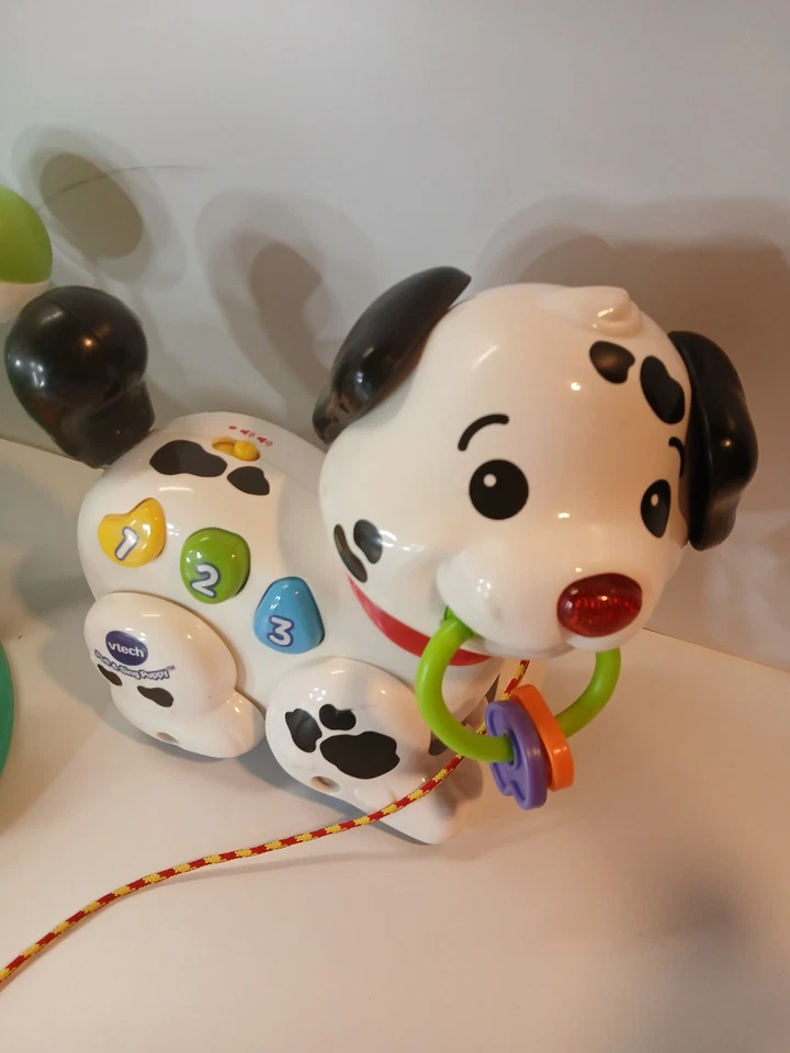 Bright Starts Luces y Colores Driver, Vtech Pull & Sing Puppy Fisher Price P 3 piezas Foto 2 de 4