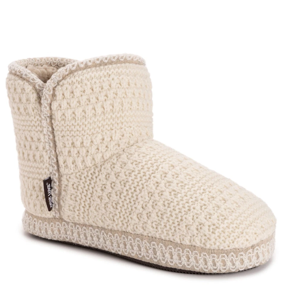 Женские тапочки MUK LUKS Leigh