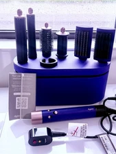 Dyson Airwrap in Vianca Blue