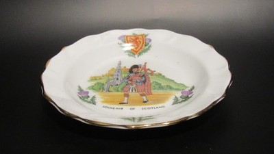 Vintage Bone China Souvenir of Scotland Pin Dish   Bagpiper & Thistles   5''