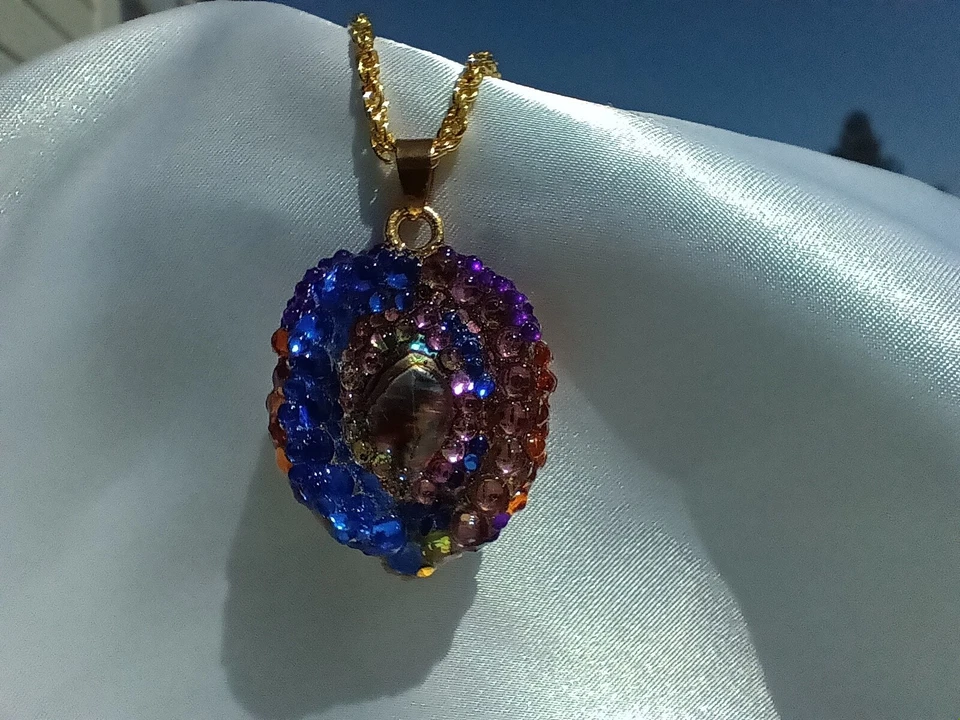 Galaxy Tiger 眼吊坠项链 - 手工制作 - 节日完美礼物! — 第 3/4 张图片