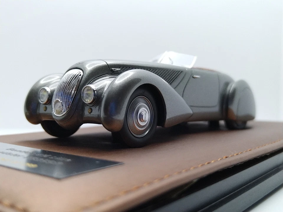 GLM 1/43 BENTLEY 4 1/4 LITRE ROADSTER #B25GP CONVERTIBLE 1937 - Image 2 of 4