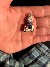 Bandai Ultraman x Aritomi Police Bike Mini Figure Charm Zip Pull
