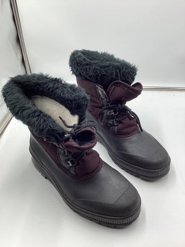sorel kaufman felt insulated lace up ankle snow boots