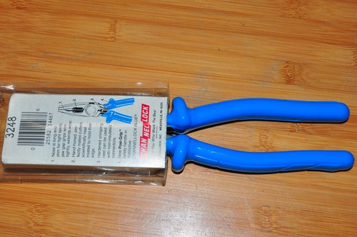 CHANNELLOCK 3248 LINEMAN’S PLIERS w/ Crimper Posi-Grip 1000V ins 8-1/2" 216mm - Picture 10 of 13