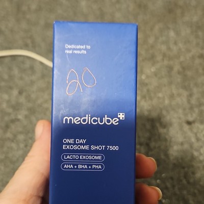 medicube One Day Exosome Shot Pore Care Face Serum AHA BHA PHA 30ml