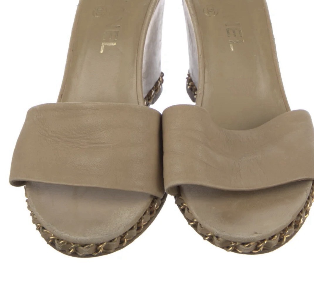 Chanel Vintage Interlocking CC Logo Slides Sandals Shoes Summer Beige Neutral View 2