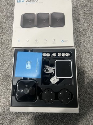 Blink Outdoor (3rd Gen) Battery-Powered Security Cameras | 3 Camera System