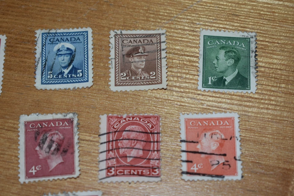 Vintage Early 14x stamps Canada Mixed - Image 3 of 4