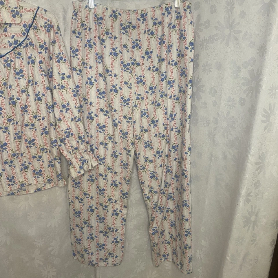 Vintage Sears Women’s Pajamas Set Blue Floral Grandmacore Sz Medium Cottagecore - Image 4 of 4