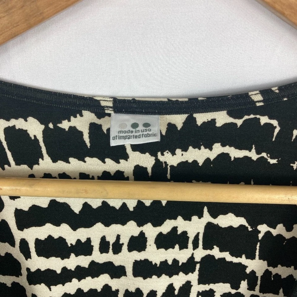 Top estampado animal delantero envolvente tres puntos S Foto 2 de 4