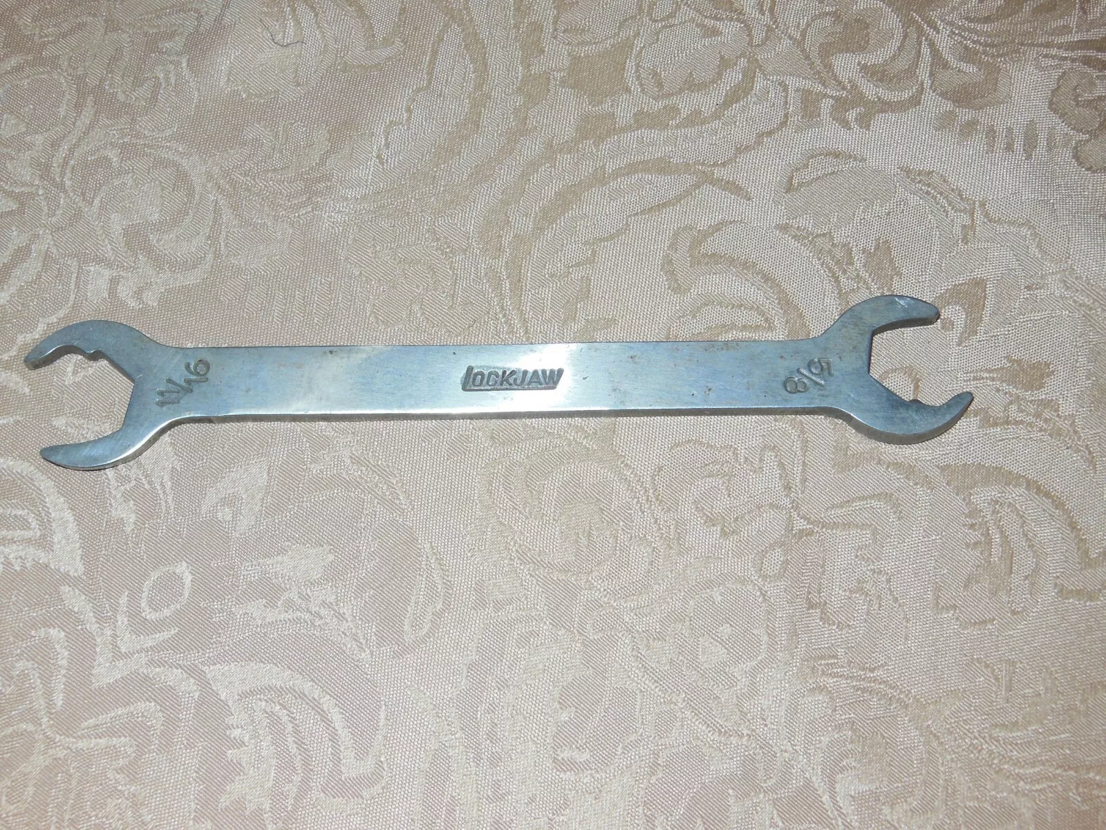 Picture 1 of 3