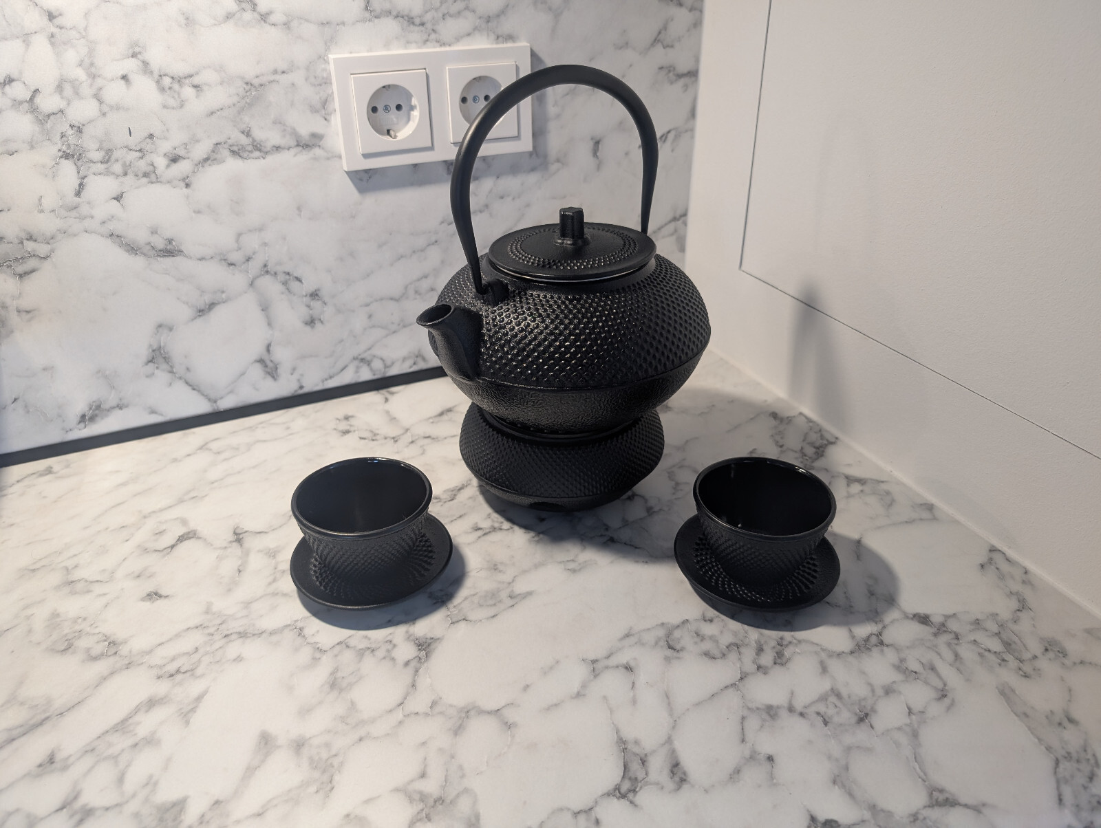 Schwarzes Asiatisches Tee Set (2-teilig) - Guter Zustand