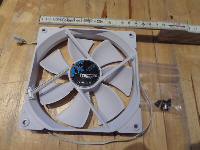 Fractal Design - Dynamic X2 GP-14 - 140mm Gehäuselüfter - 3 Pin Anschluss