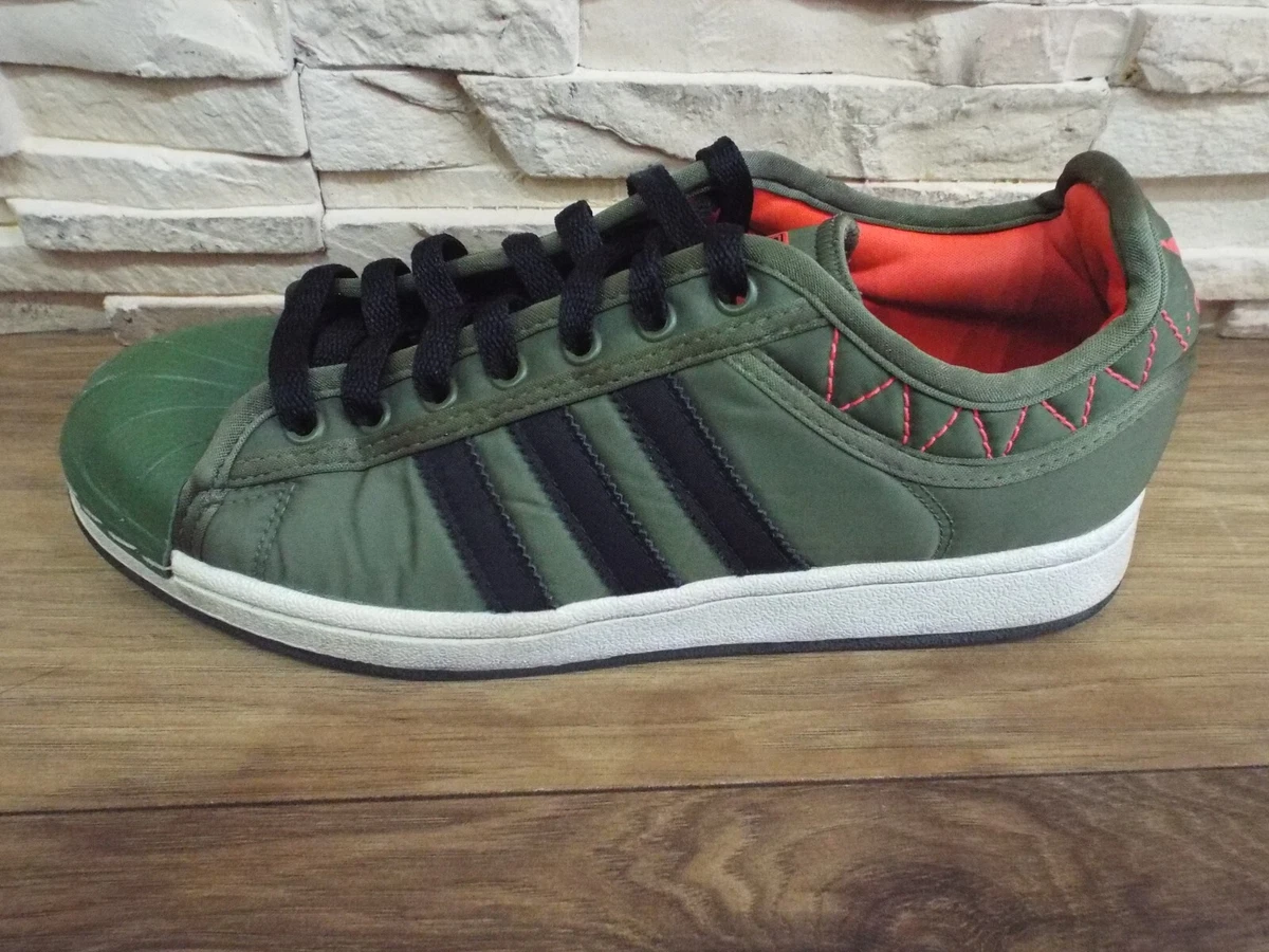 ADIDAS SUPERSTAR - GREEN - SIZE UK 7, EUR 40.5, CM 25.5 ***