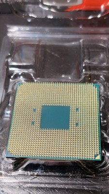 amd ryzen 5800x3d CPU (中古) AMD Ryzen 7 5800X3D 8-core, 16-Thread Desktop Processor for sale
