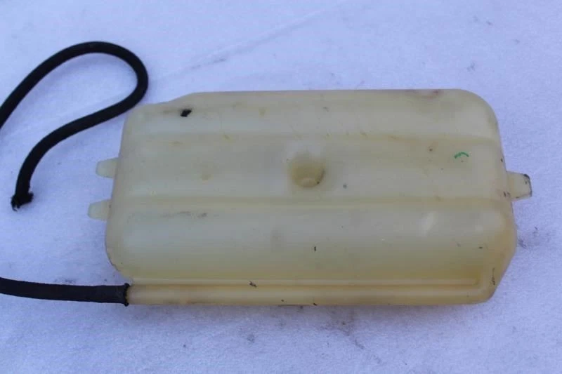 Mercedes 420SEL 1986 1987 1988 1989 1990 DEPÓSITO DE DESBORDAMIENTO DE REFRIGERANTE 1265000549 Foto 2 de 4