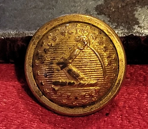 Civil War "Mass Volunteer Militia" Coat Button ☆ • Wm. H. Smith • New-York