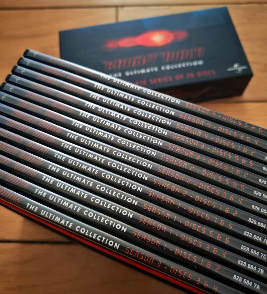 DAVID HASSELHOFF SIGNIERT KNIGHT RIDER ULTIMATIV SIGNIERT DVD BOX SET - Bild 4 von 4