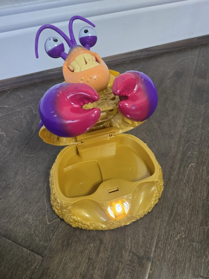 Disney Moana Tamatoa Jewelry Box Crab Singing Shiny Sparkle Figurine WORKS - Image 3 of 4