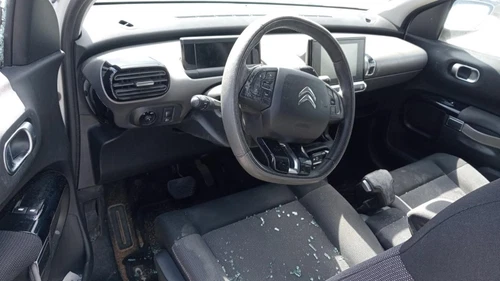 9804050777 Heckspoiler für CITROEN C4 CACTUS Feel 2015 7213975 - Bild 8 von 10