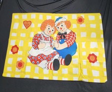 VTG Raggedy Ann Andy Standard Pillowcase Wamsutta Ultracale Cotton Blend