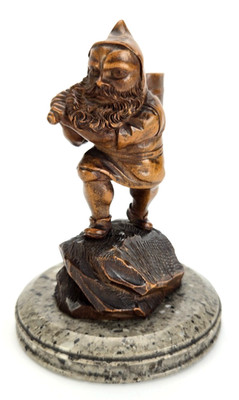 Vintage Traveling Gnome Resin & Marble Carrying Water Bucket Match Holder 5 in