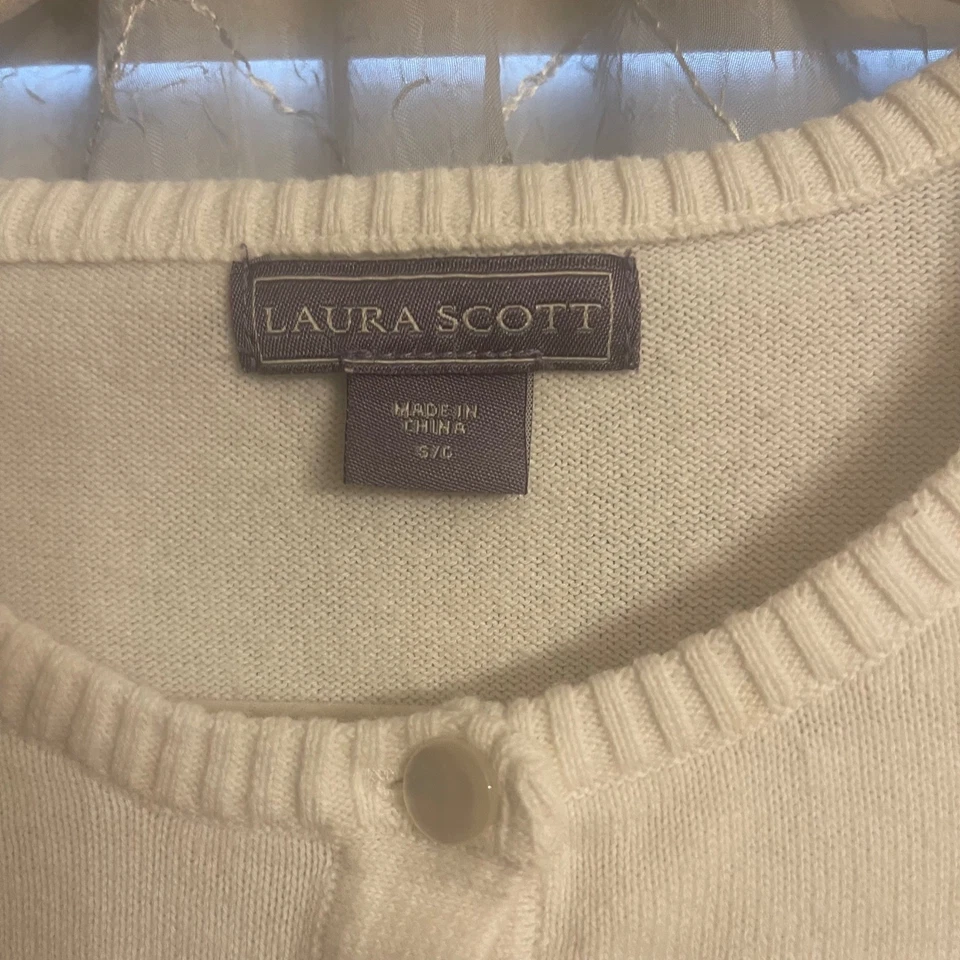 Laura Scott Floral Cardigan Sweater Women's Medium White Pink Orange Flowers - Image 3 of 4