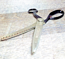 Vintage WISS Model CB9 Large / Heavy Duty 9" Pinking Shears Made in USA