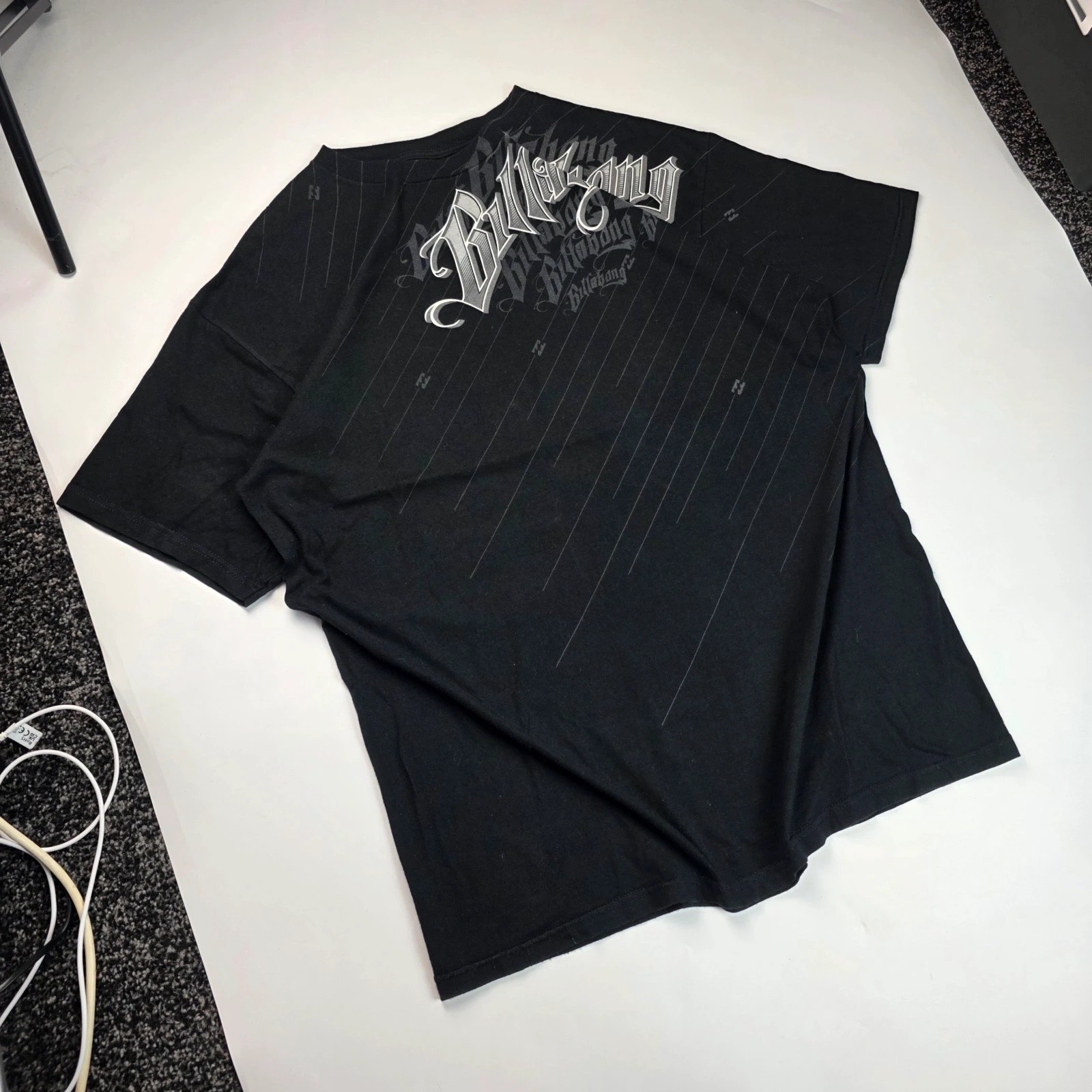2000s Y2K Billabong Black Grunge Affliction Style Graphic Print Tee Size XL image 2