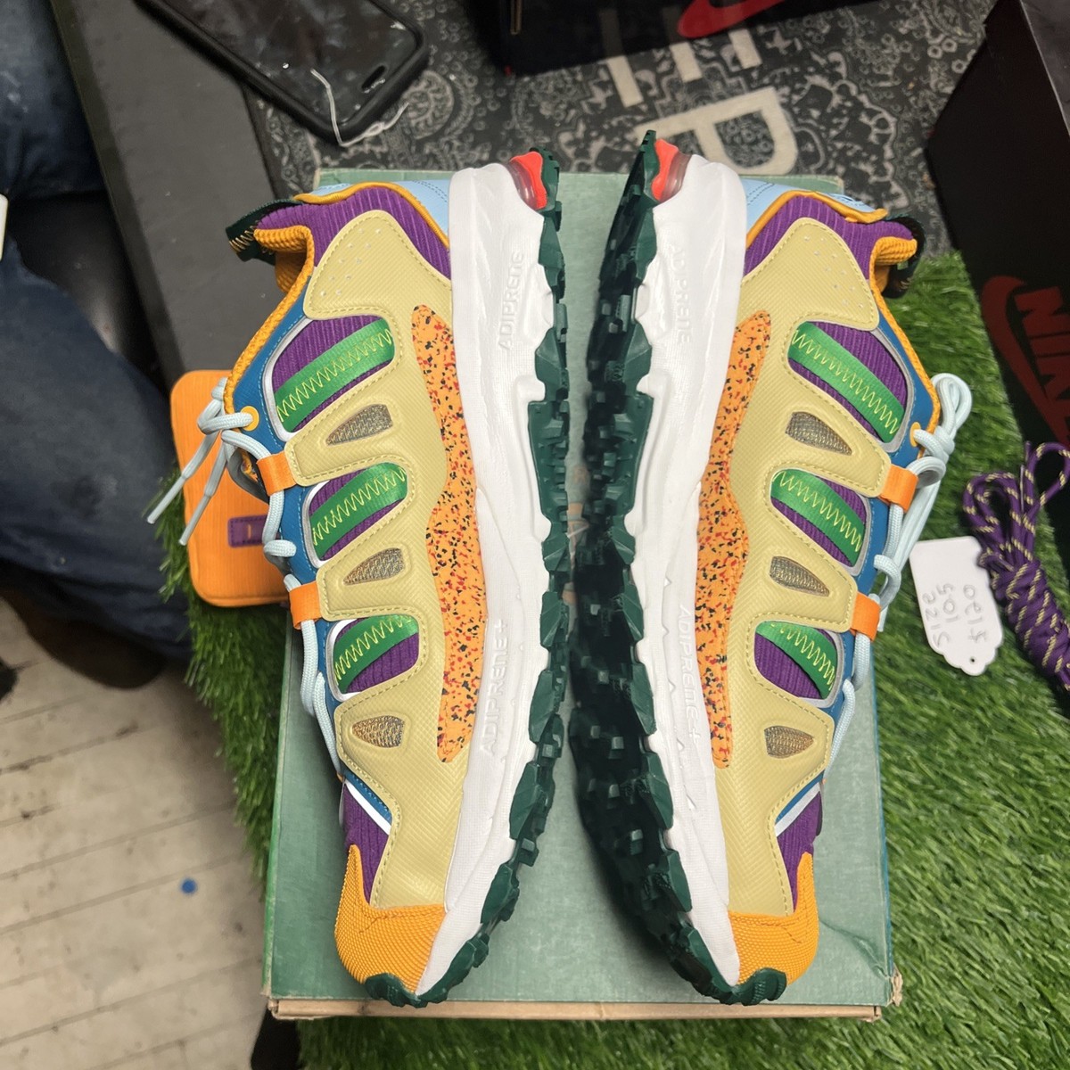 Adidas Superturf Adventure Sean Wotherspoon Size 10.5 with tote
