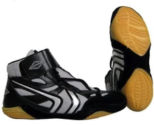 Matman Wrestling SO40 Revenge Wrestling Shoes Adult 8.5 Black/Silver MMA