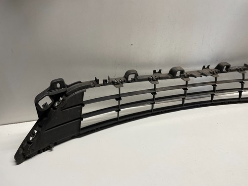 Pare Choc Avant Inférieur Grille Mazda 6 MK3 2013 - Photo 10 sur 13