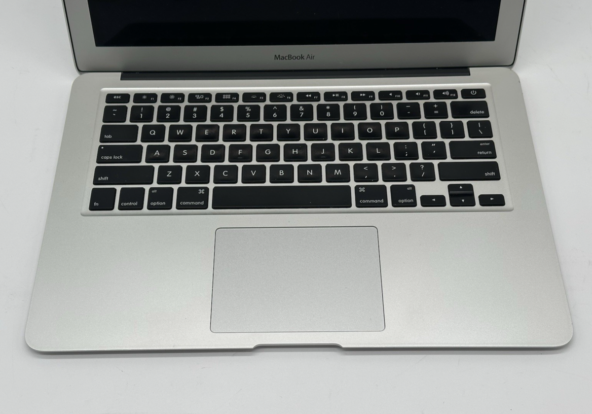 【正規品】MacBookAir13.6 YLWDM MC7X4J/A Apple MacBook Air 13-inch M2 Chip 16GB RAM 256GB SSD